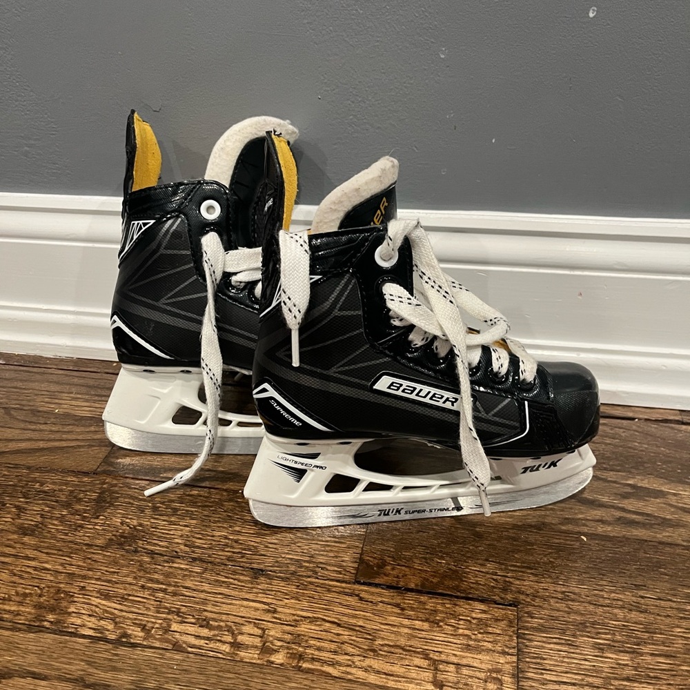 Boys Bauer Hockey Skates sz11y